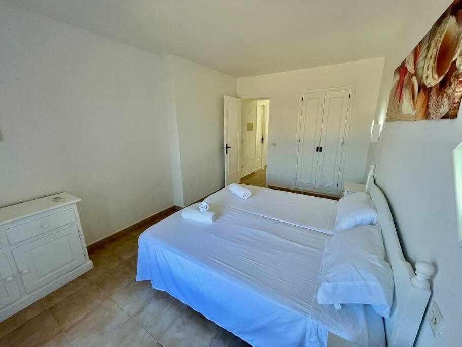 Pura Vida Apartamento Con Piscina Cala'N Blanes  Exterior foto